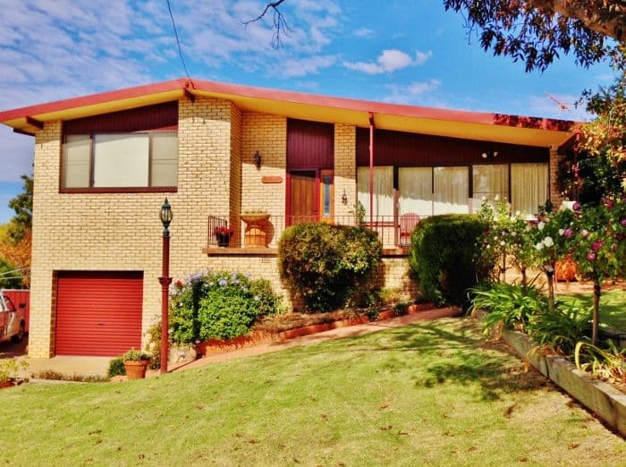 8 Earl Street, YOUNG NSW 2594, Young - Thumbnail 2