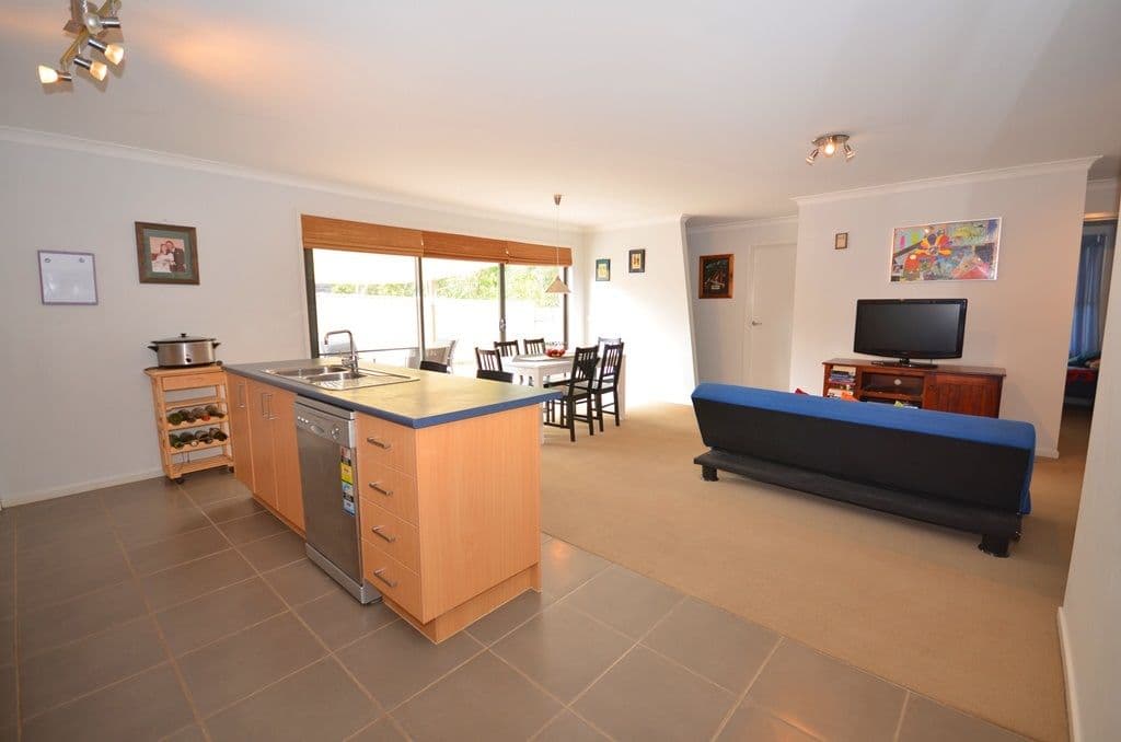 18 Jess Way, SEBASTOPOL  Victoria  3356, Australia, Sebastopol - Thumbnail 7