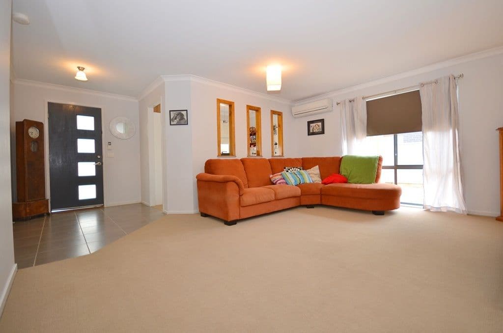 18 Jess Way, SEBASTOPOL  Victoria  3356, Australia, Sebastopol - Thumbnail 4
