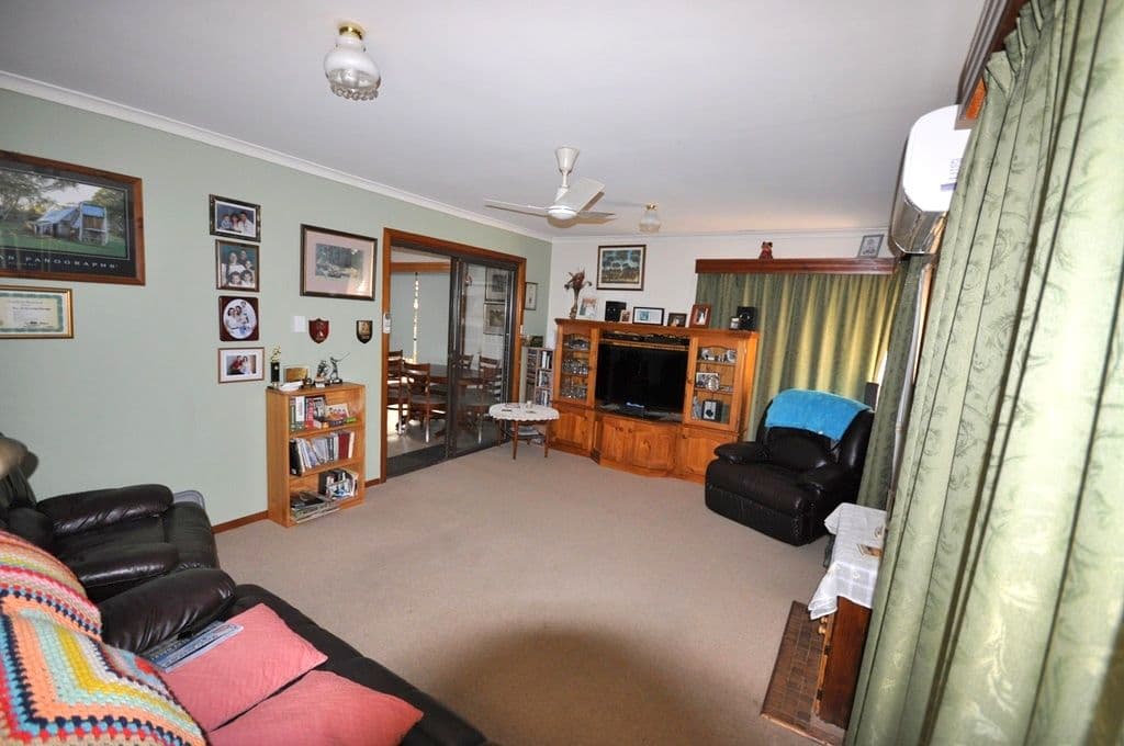 128 Rutherford Street, AVOCA VIC 3467, Avoca - Thumbnail 2