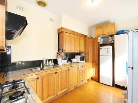 6 Burrapike Drive, SPRINGVALE VIC 3171, Springvale - Thumbnail 2