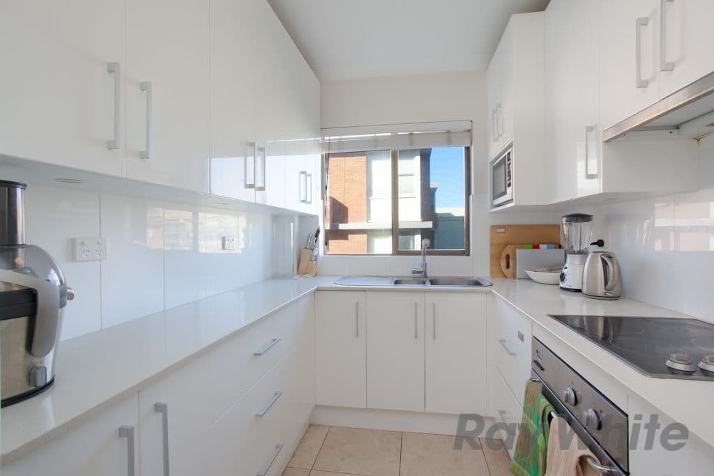 70-72 Frederick Street, MEREWETHER NSW 2291, Merewether - Thumbnail 3