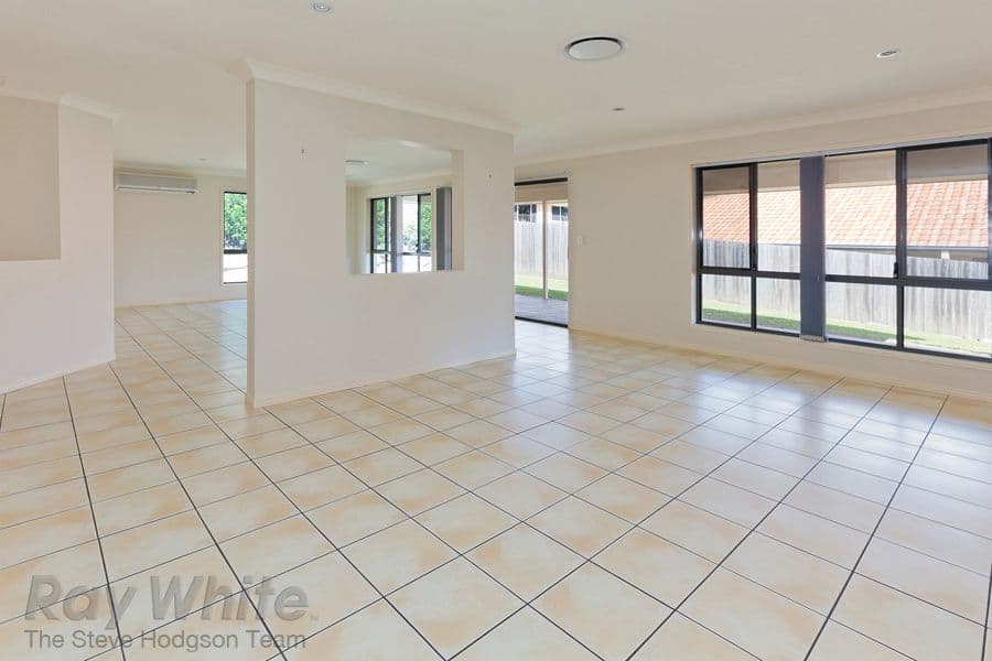 4 Dew Close, SPRINGFIELD LAKES QLD 4300, Springfield Lakes - Thumbnail 4