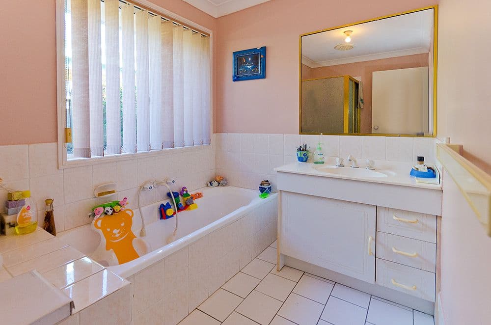 15 Annette Court, LABRADOR QLD 4215, Labrador - Thumbnail 8