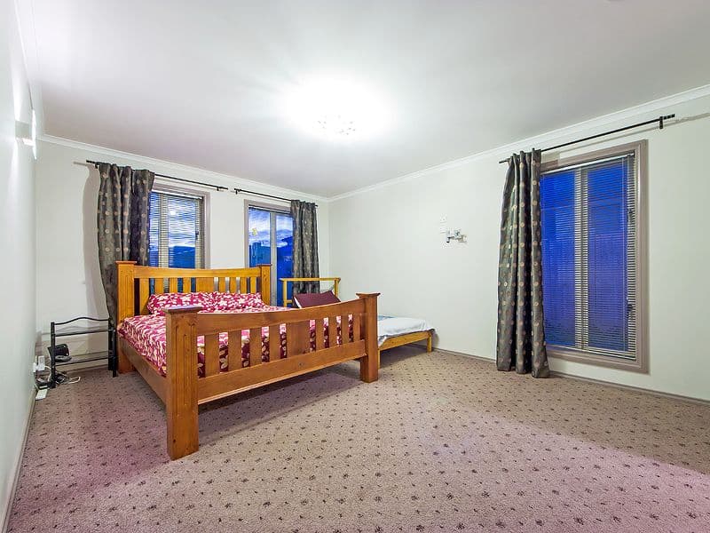 8 Ashridge Court, BURNSIDE HEIGHTS VIC 3023, Burnside Heights - Thumbnail 5