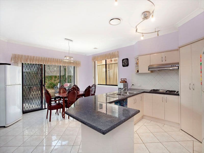 4 Regiment Grove, WINSTON HILLS NSW 2153, Winston Hills - Thumbnail 8