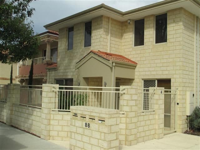 4/88 Kooyong Road, RIVERVALE WA 6103, Rivervale - Image 1