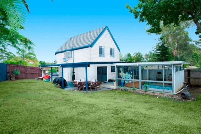 19 Corunna Crescent, ASHMORE QLD 4214, Ashmore - Thumbnail 2