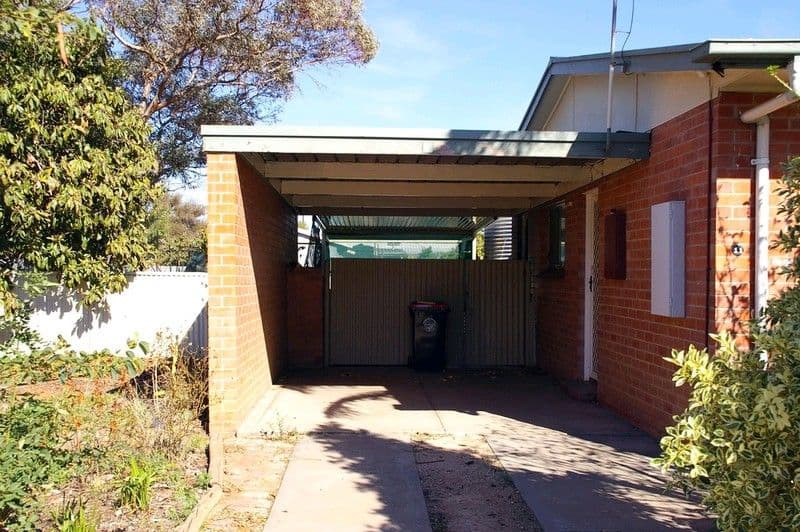 11 Myrtle Street, RENMARK SA 5341, Renmark - Thumbnail 7