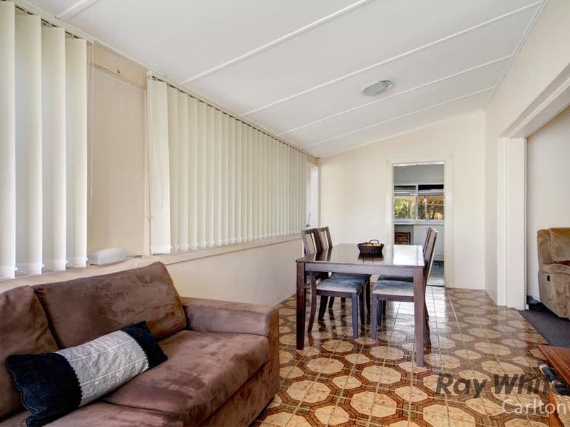 27 Lobb Crescent, BEVERLEY PARK NSW 2217, Beverley Park - Thumbnail 5