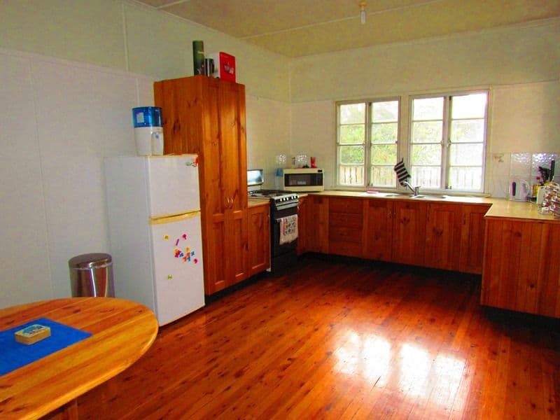 15 Ernest Street, LEICHHARDT QLD 4305, Leichhardt - Thumbnail 6