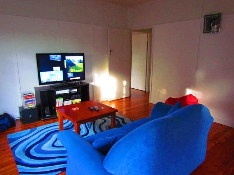 15 Ernest Street, LEICHHARDT QLD 4305, Leichhardt - Thumbnail 2