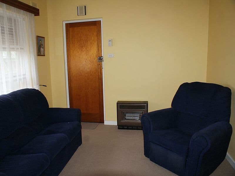 6 Leslie Street, MURRAY BRIDGE SA 5253, Murray Bridge - Thumbnail 2