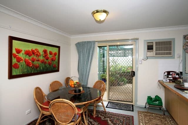 1 Minchin Place, KOORINGAL NSW 2650, Kooringal - Thumbnail 6