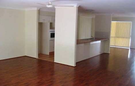 27 Mountain Ash Circuit, ROBINA QLD 4226, Robina - Thumbnail 2