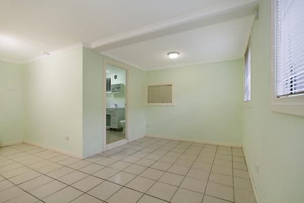 170 Taringa Parade, INDOOROOPILLY QLD 4068, Indooroopilly - Thumbnail 2