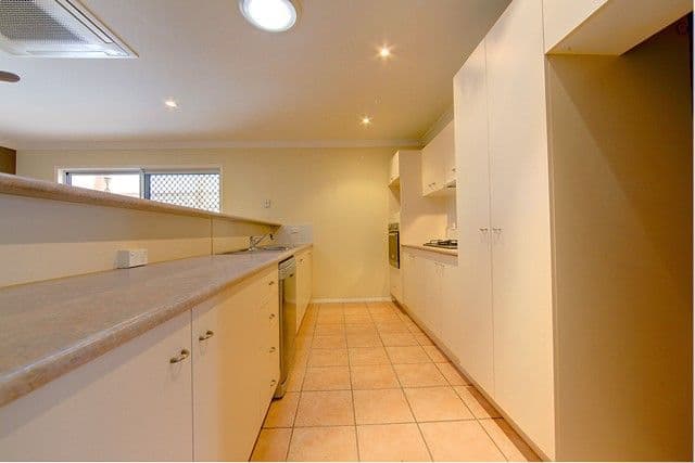 10 Mendi Drive, BUSHLAND BEACH QLD 4818, Bushland Beach - Thumbnail 7