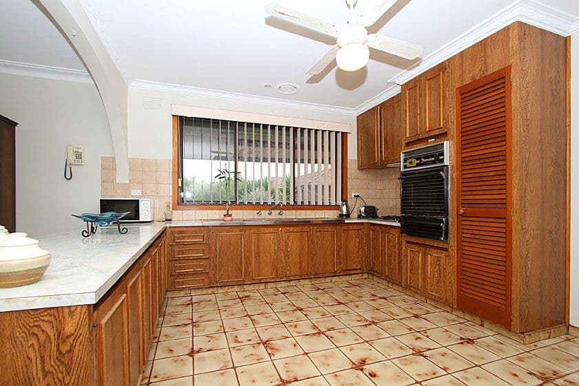60 Victoria Drive, THOMASTOWN VIC 3074, Thomastown - Thumbnail 2