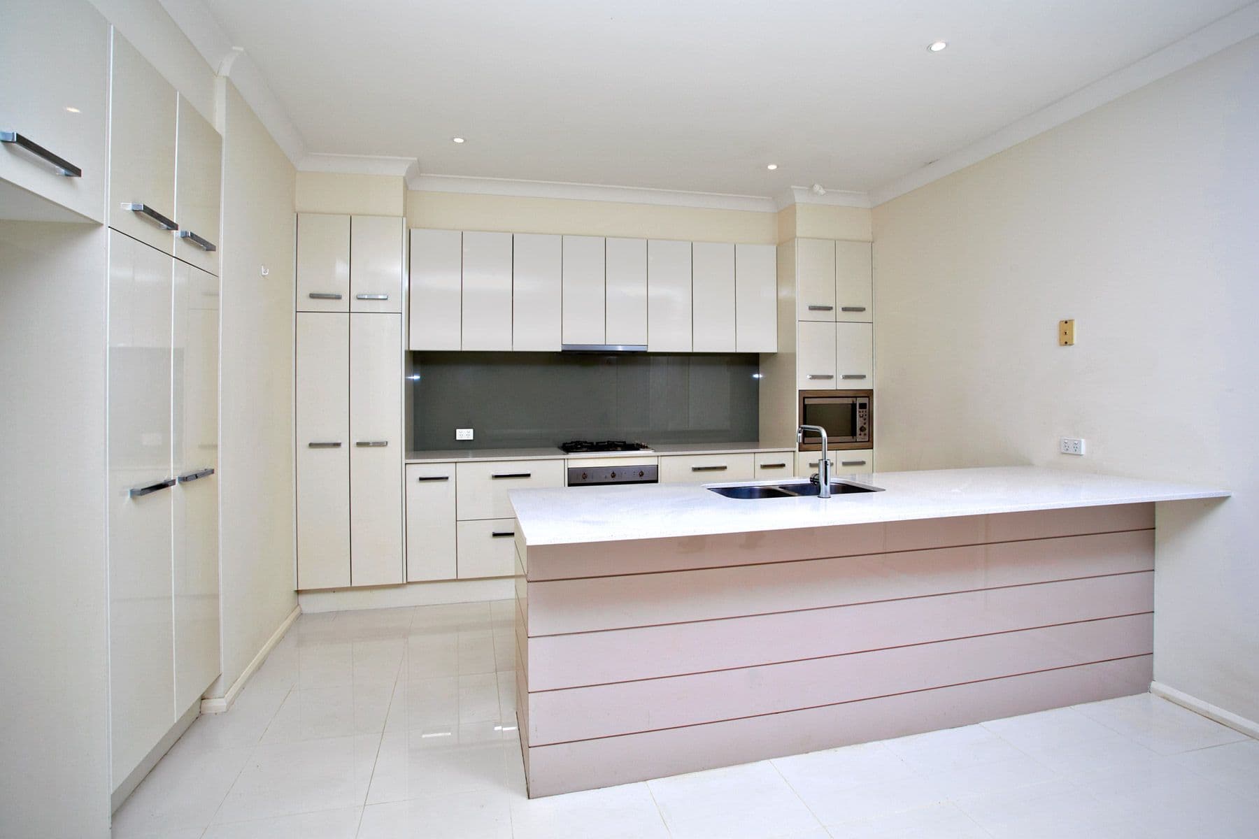 14 San Giorgio Circuit, CASTLE HILL NSW 2154, Castle Hill - Thumbnail 2