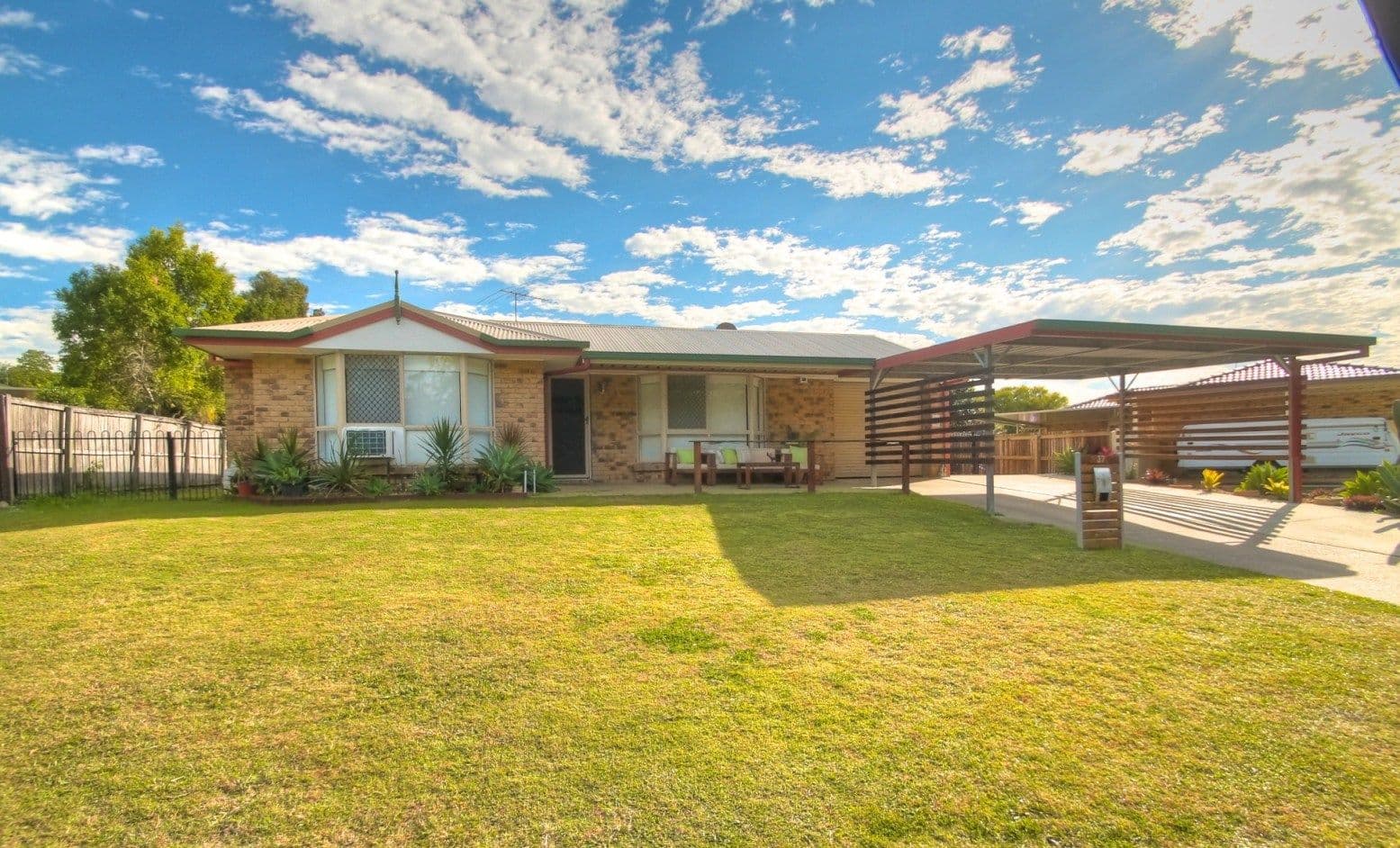 37 Sealy Street, SILKSTONE QLD 4304, Silkstone - Image 1