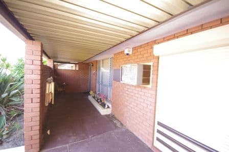 10 Bendix Way, GIRRAWHEEN WA 6064, Girrawheen - Thumbnail 2