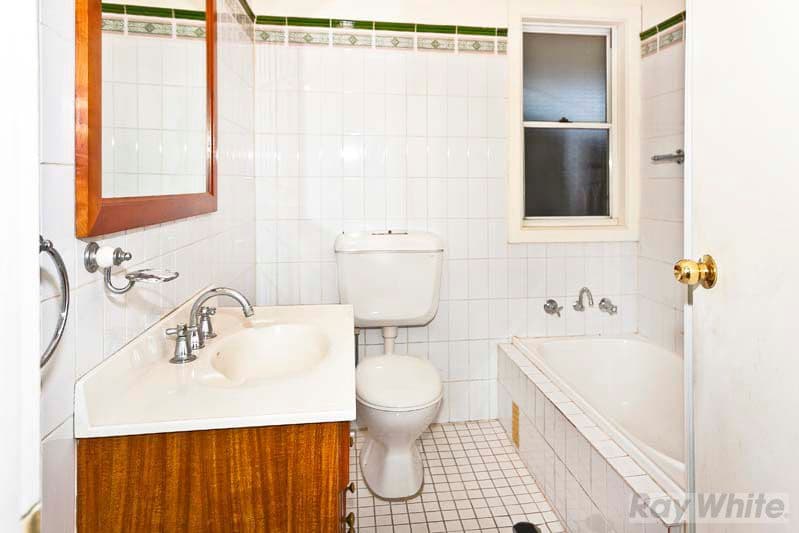 107 Oxford Street, SMITHFIELD NSW 2164, Smithfield - Thumbnail 2