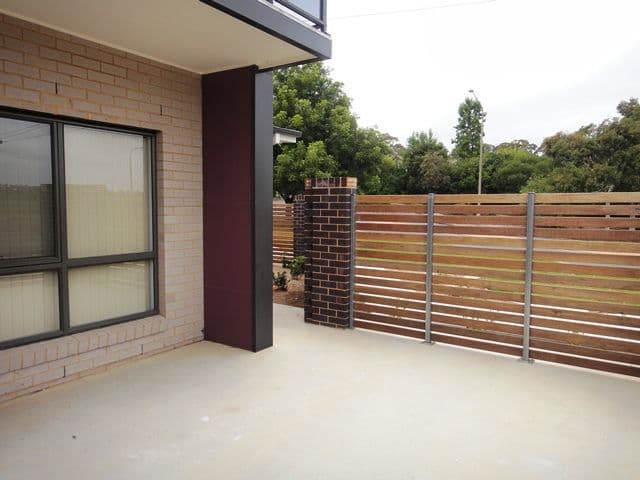 17/86 Mawson Drive, MAWSON ACT 2607, Mawson - Thumbnail 2
