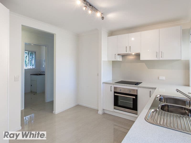 1 Pedder Court, PETRIE QLD 4502, Petrie - Thumbnail 7