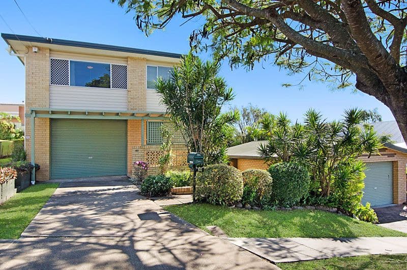 48 Picton Parade, WYNNUM QLD 4178, Wynnum - Thumbnail 3
