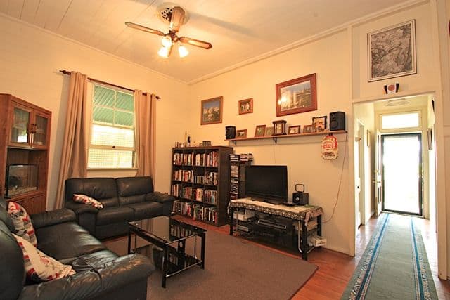 50 Pine Mountain Road, NORTH IPSWICH QLD 4305, North Ipswich - Thumbnail 7