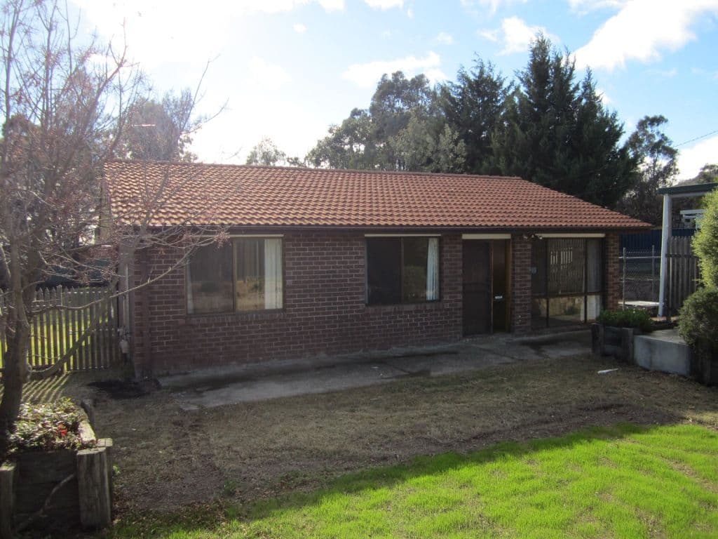 25 Couchman Crescent, CHISHOLM ACT 2905, Chisholm - Image 1