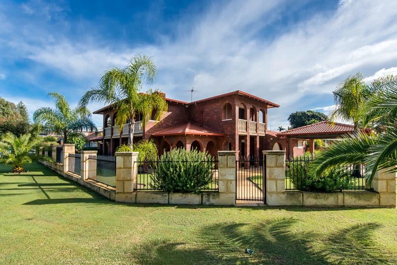 23 Kirkpatrick Crescent, NORANDA WA 6062, Noranda - Image 1