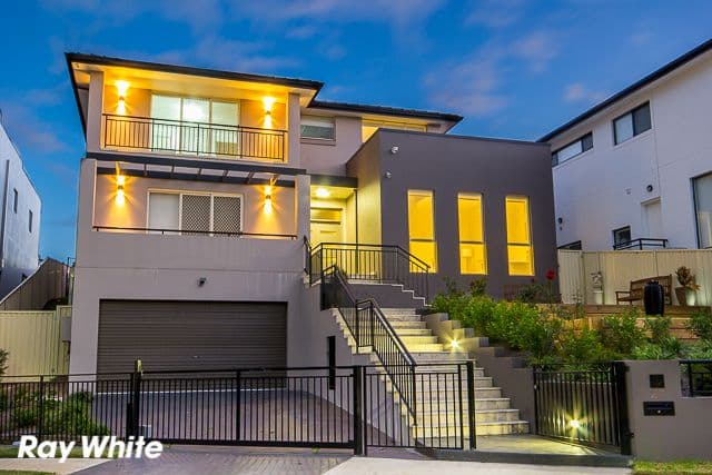 27 Cuthbert Crescent, EDENSOR PARK NSW 2176, Edensor Park - Image 1
