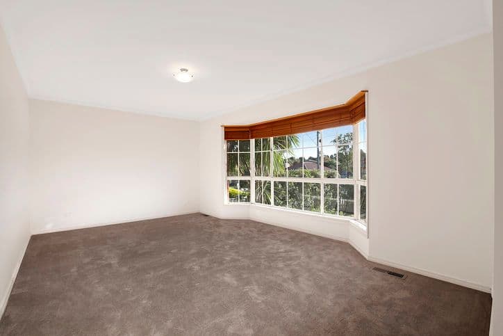 136 Beverley Street, DONCASTER EAST VIC 3109, Doncaster East - Thumbnail 4