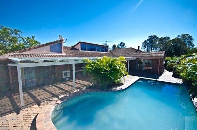 7 Peninsula Court, MERMAID WATERS QLD 4218, Mermaid Waters - Thumbnail 3