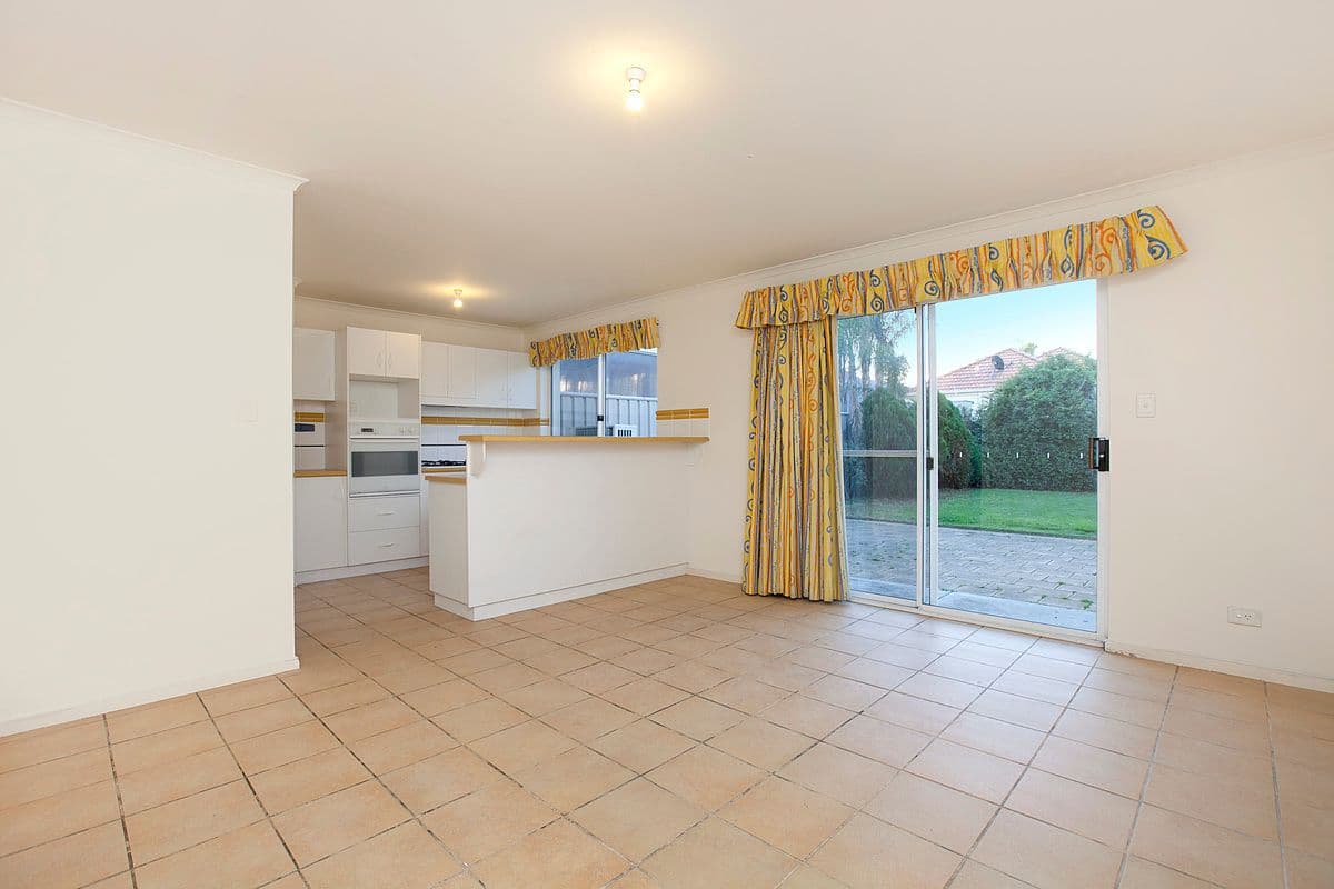 12 Walter Morris Drive, PORT ADELAIDE SA 5015, Port Adelaide - Thumbnail 4