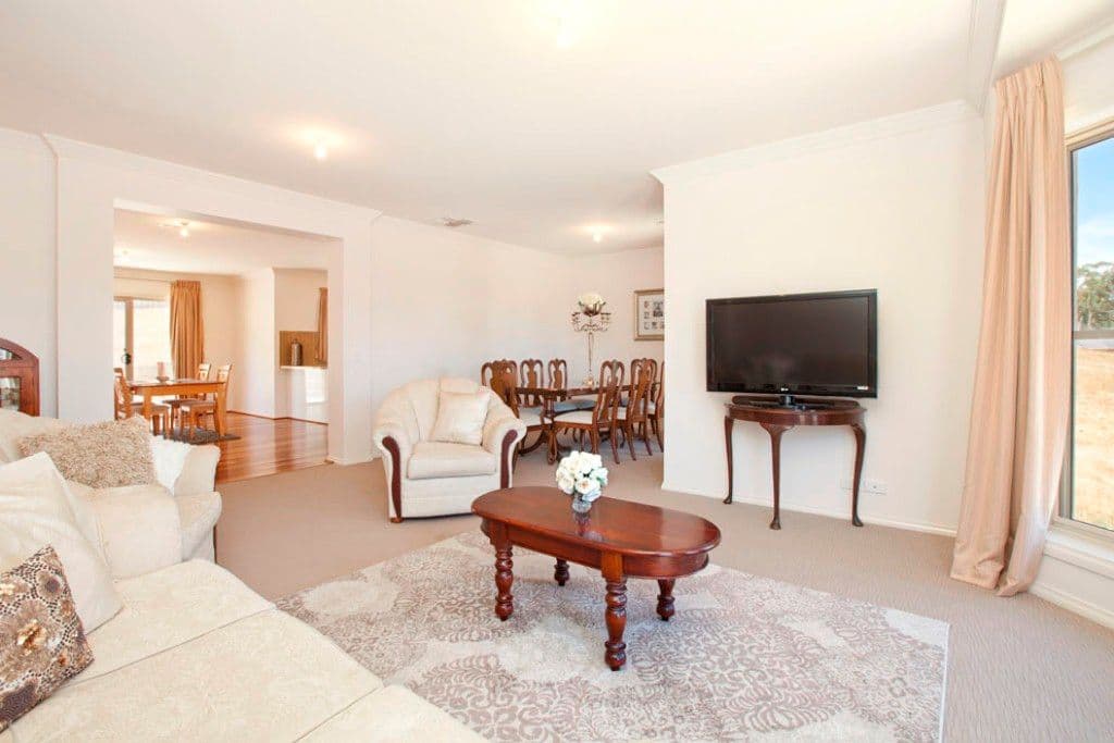 5 Swift Rise, BROWN HILL  Victoria  3350, Australia, Brown Hill - Thumbnail 3