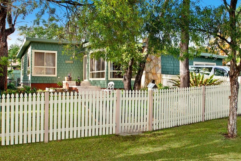 18 Tinakill Avenue, ENGADINE NSW 2233, Engadine - Thumbnail 2