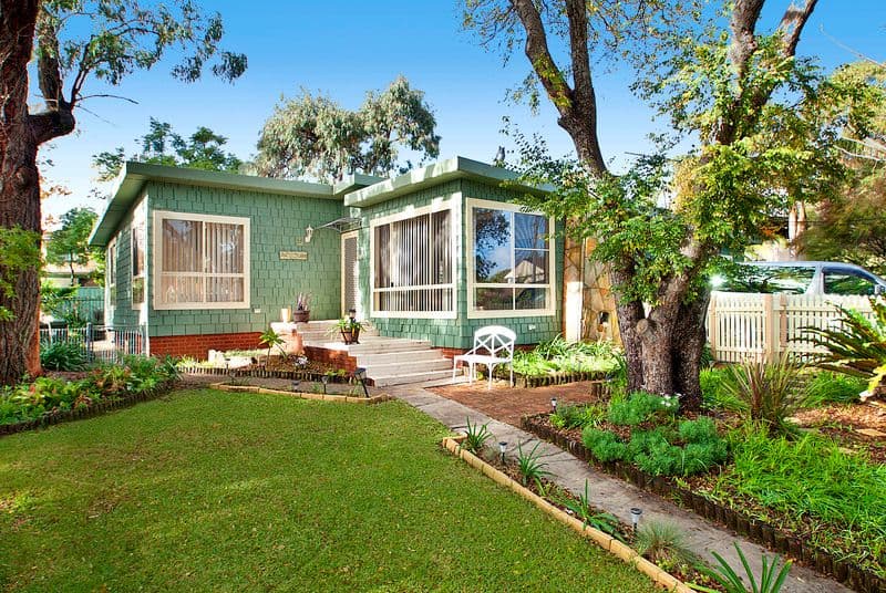 18 Tinakill Avenue, ENGADINE NSW 2233, Engadine - Image 1