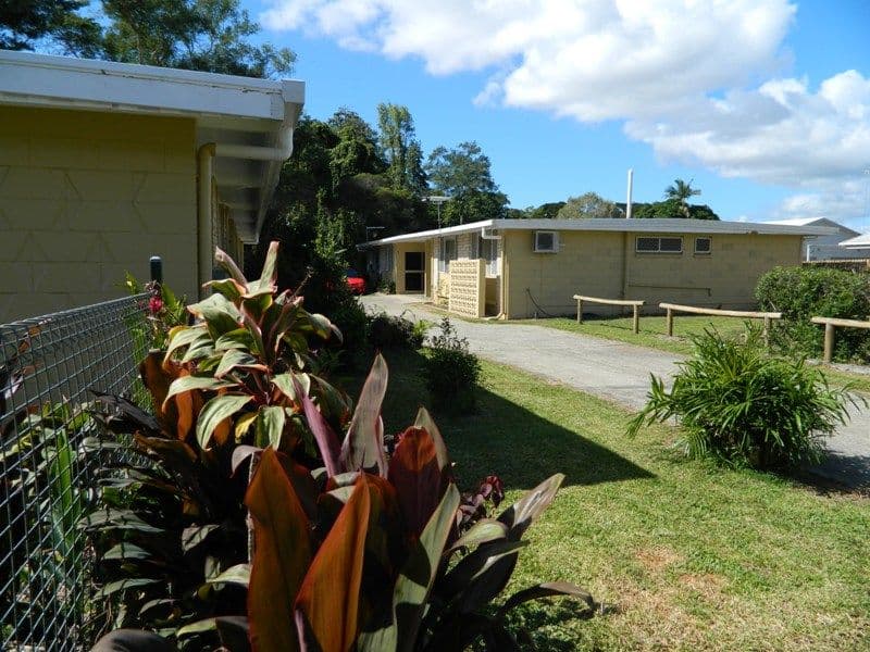 182 and 184 McManus Street, WHITFIELD QLD 4870, Whitfield - Thumbnail 3