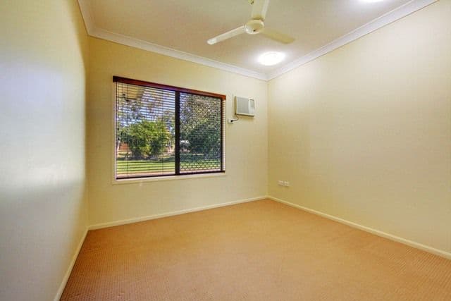 1 Octagonal Crescent, KELSO QLD 4815, Kelso - Thumbnail 7