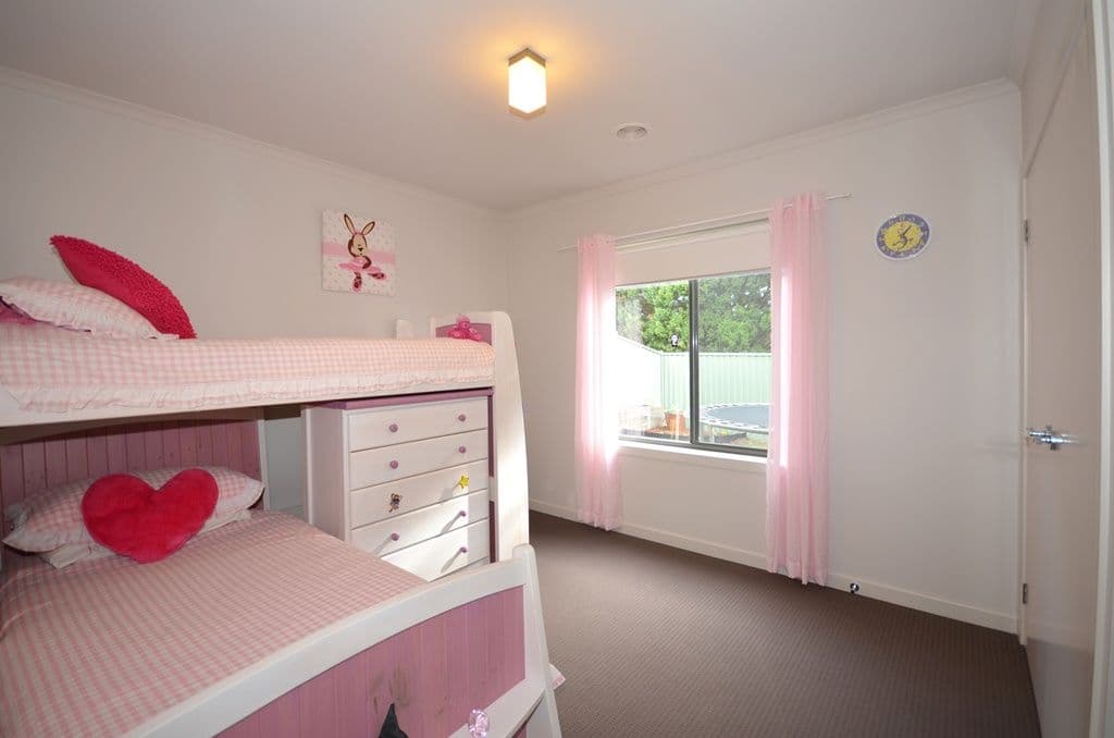 11 Calloway Close, MINERS REST VIC 3352, Miners Rest - Thumbnail 8
