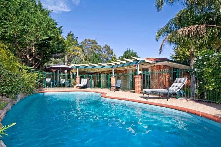 7 Burns Road, KALAMUNDA WA 6076, Kalamunda - Image 1