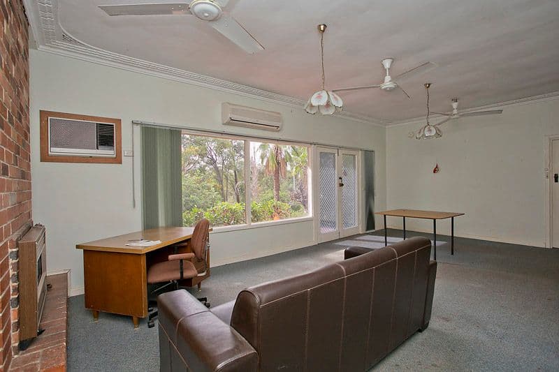 12 Snowball Road, KALAMUNDA WA 6076, Kalamunda - Thumbnail 4