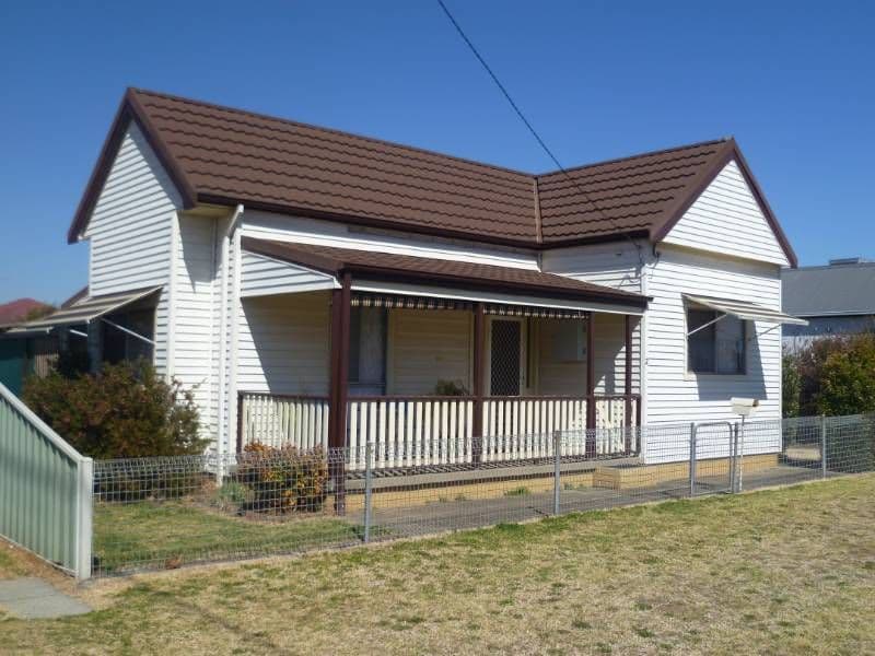 2 Medora Street, INVERELL NSW 2360, Inverell - Image 1