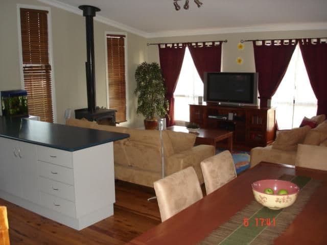 111 Quintin Street, ROMA QLD 4455, Roma - Thumbnail 3
