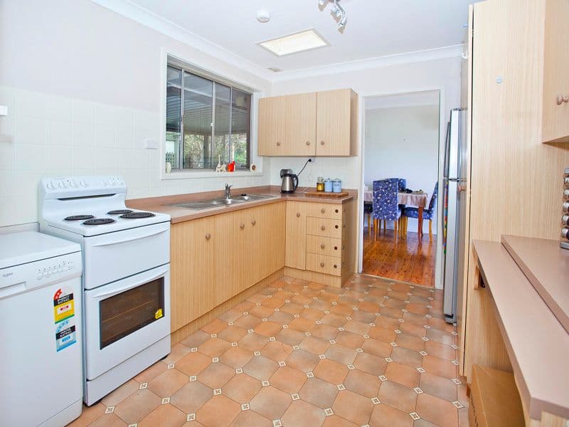 13 Flinders Avenue, KIAMA DOWNS NSW 2533, Kiama Downs - Thumbnail 7