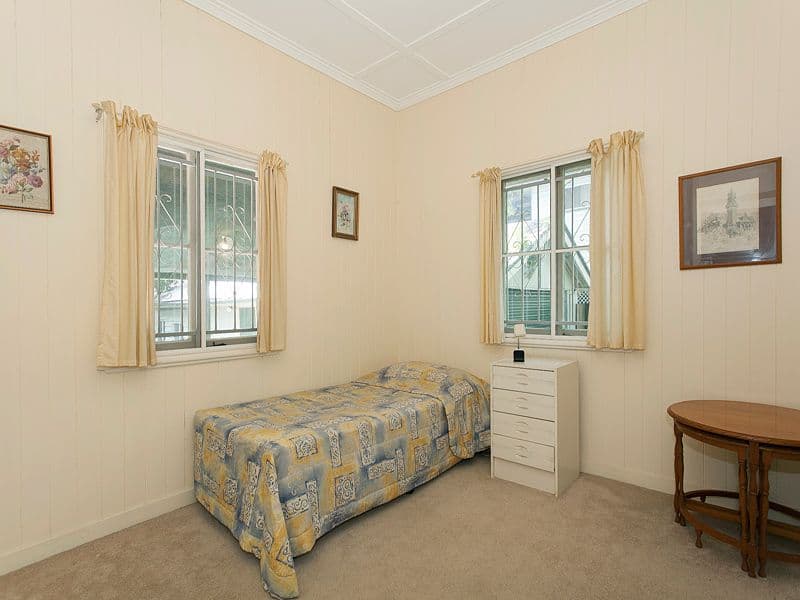 20 Graceville Avenue, GRACEVILLE QLD 4075, Graceville - Thumbnail 8