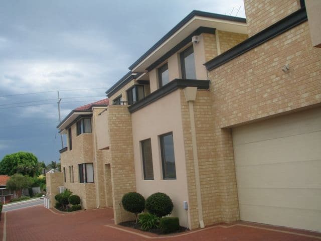 216B Ewen Street, WOODLANDS WA 6018, Woodlands - Image 1