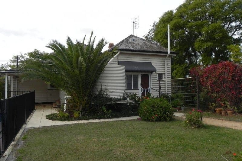 43 Murray, PITTSWORTH QLD 4356, Pittsworth - Thumbnail 2